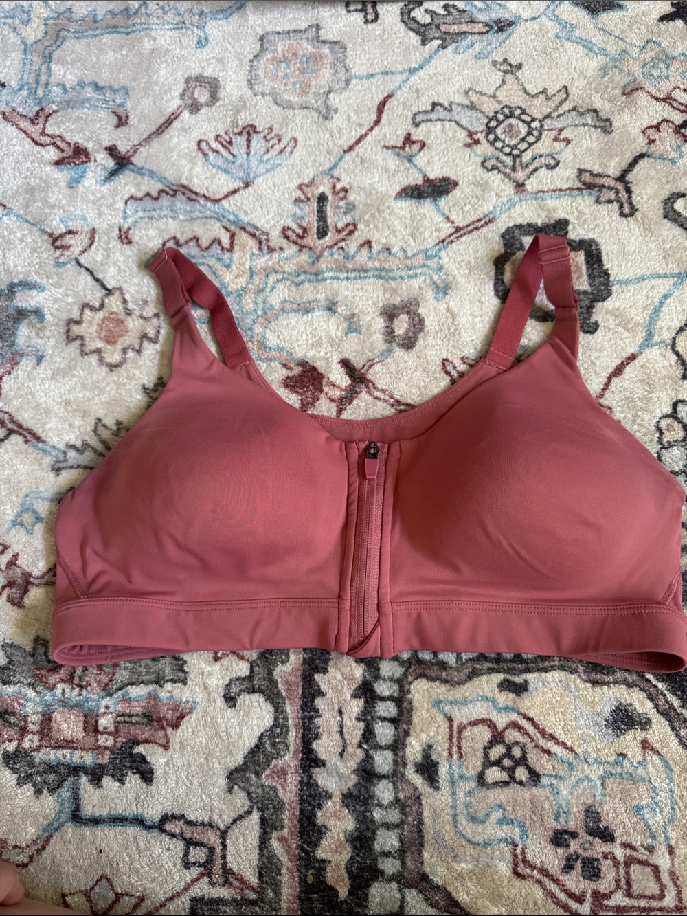 Front-Zip Wireless Sports Bra in Rose